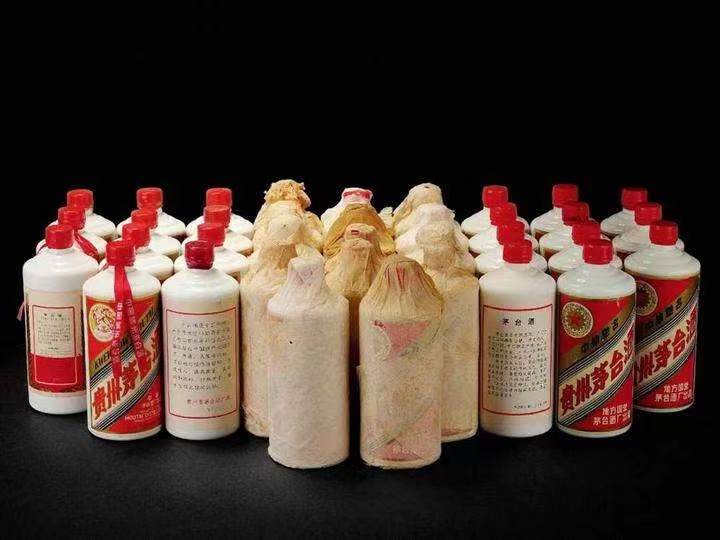 翁田镇日照岚山回收酒价格哪里回收(附近上门回收茅台酒）?